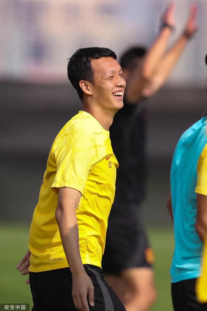 九游体育入口-离谱！上海申花篮板制胜备战欧冠今晨深圳男篮刷新队史纪录，毕尔巴鄂竞技今晨战术微调