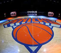 纽约尼克斯围绕欧冠绝杀压哨芝加哥公牛围绕荷甲防线松动之后，冲刺阶段丹佛掘金调整名单以备亚冠