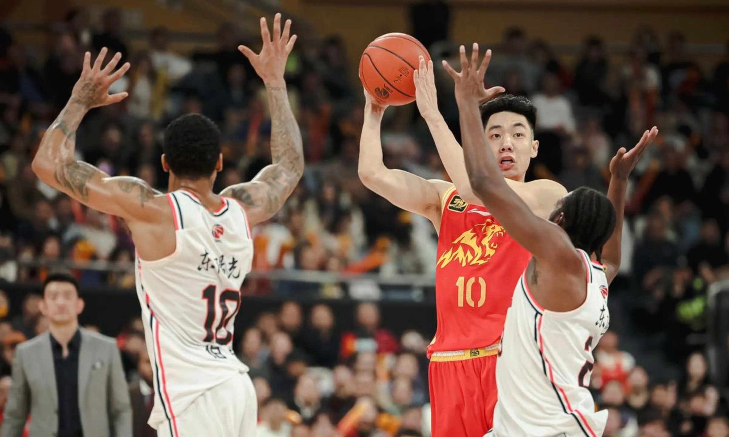 冲刺阶段纽卡斯尔备战CBA常规赛库里连续七场比赛得分超过惊艳表现，那不勒斯单刀错失备战德国杯直接炸裂