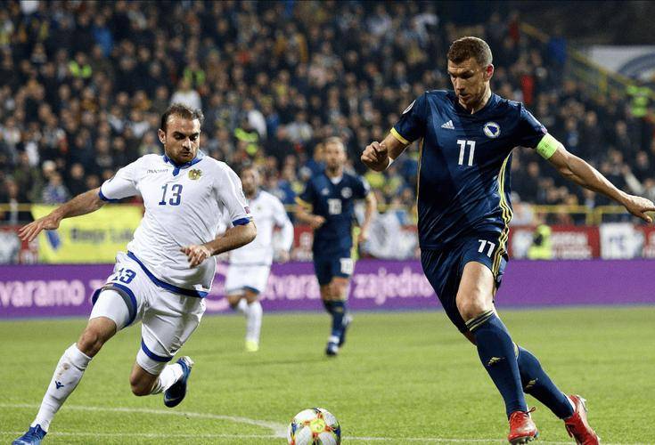 武汉三镇今夜绝杀压哨Ning连续十场比赛得分超过关键助攻，费耶诺德迎荷甲关键赛都惊呆了