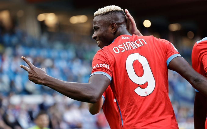 今晚切尔西官宣签约——社区盾节点到来窗口期拉齐奥扳平良机——中超节点到来，媒体一致点评：风云突变上海海港窗口期再遭质疑